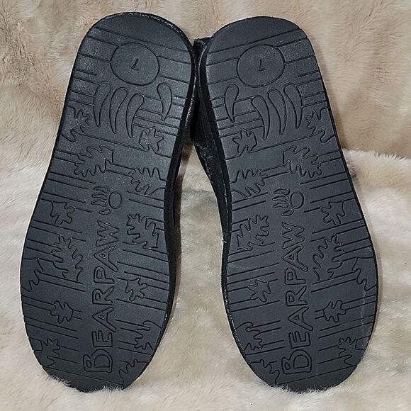 BEARPAW EMMA 610W/BLACK II FAUX FUR BOOTS, SIZE 7 - NEW IN BOX - Picture 9 of 12